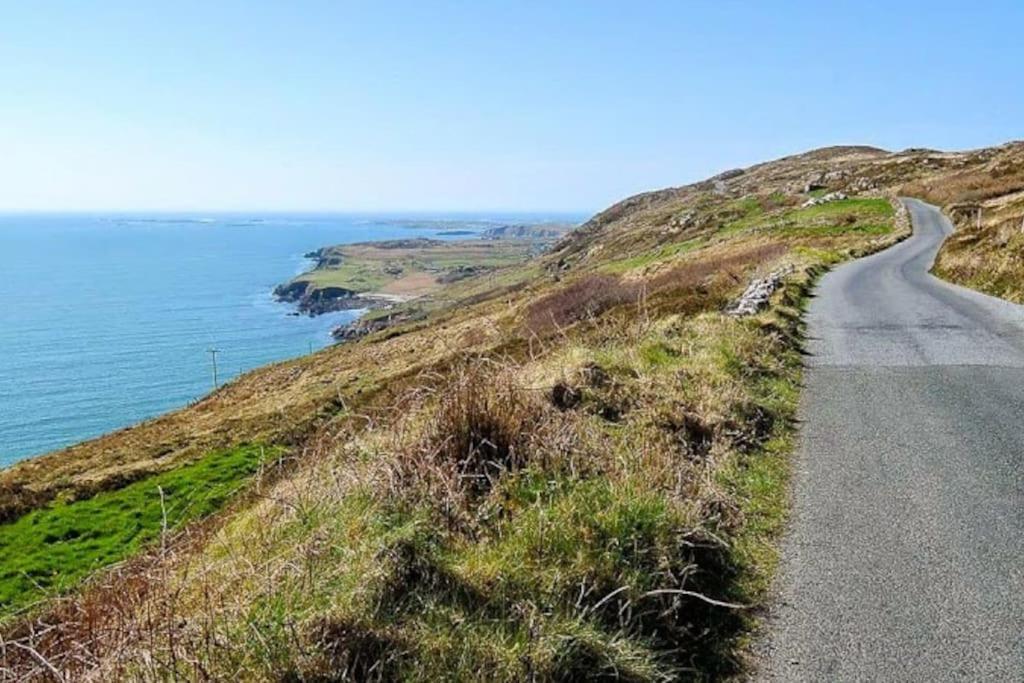 Radharc An Chuain 2 Bedroom Holiday Home Galway Esterno foto